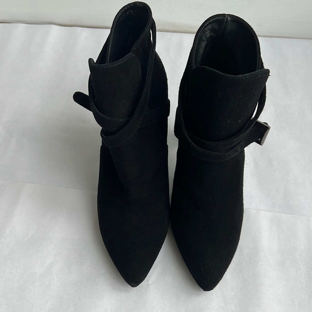 Brand new Suede booties